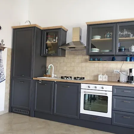 Little Sea Town 아파트 발레도리아